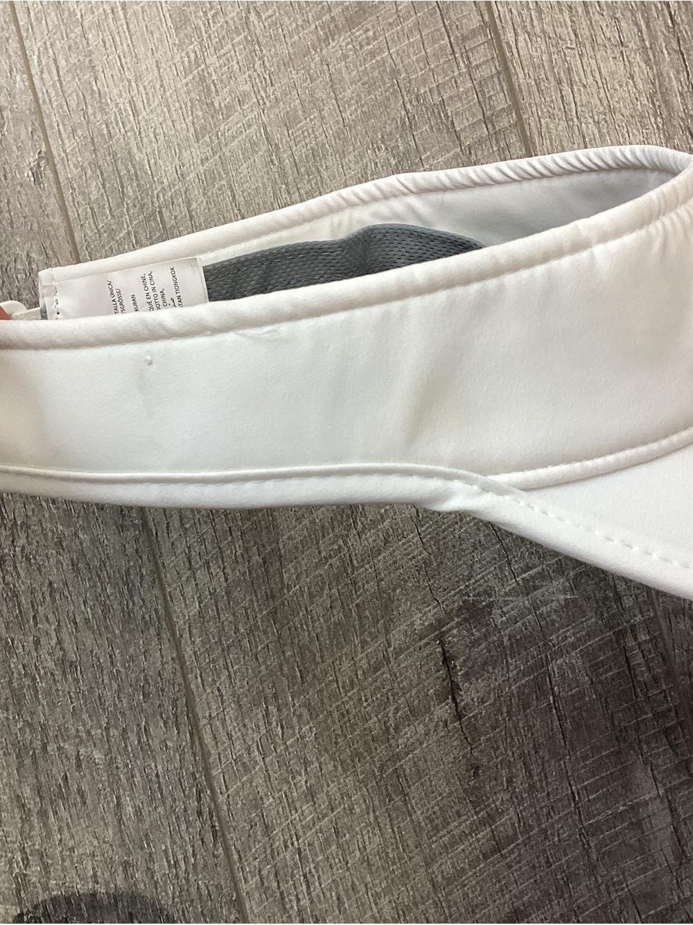 Alo Performance Eclipse Visor - Picture 6 of 8